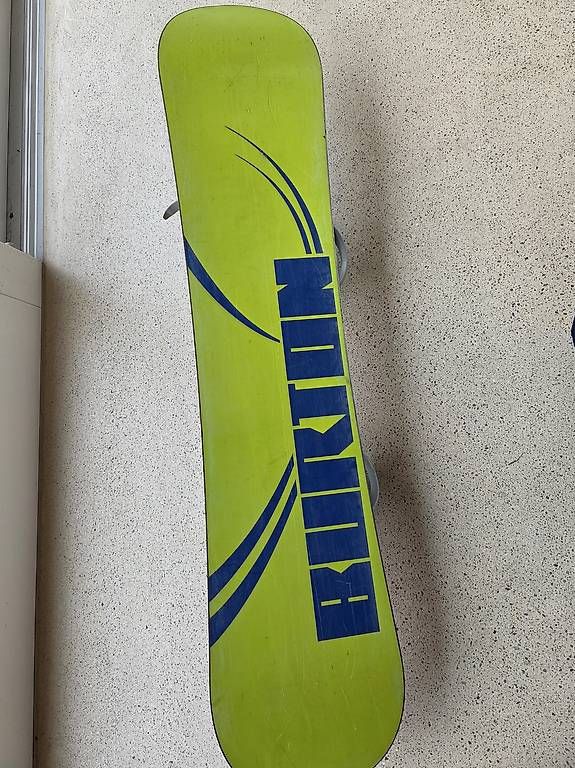 Burton Board: Snowboard Burton 121cm – Usato da Richterswil venduto da Cputoaster 1