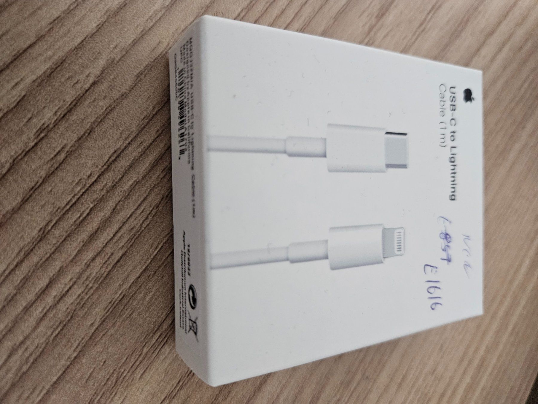 Câbles: Câble USB type-C Usb-C vers Lightning pour Apple Iphone Ipad – Neuf avec emballage d'origine à Valentigney par OrigineProd