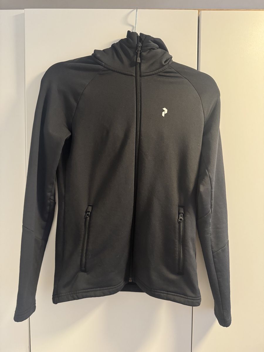 Peak Performance Pullover & Sweatshirts: Peak Performance Rider Zip Hoodie – Gebraucht aus Ilanz von kristinalandis