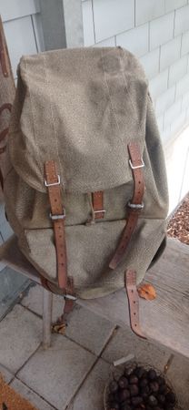 Alter Militärrucksack