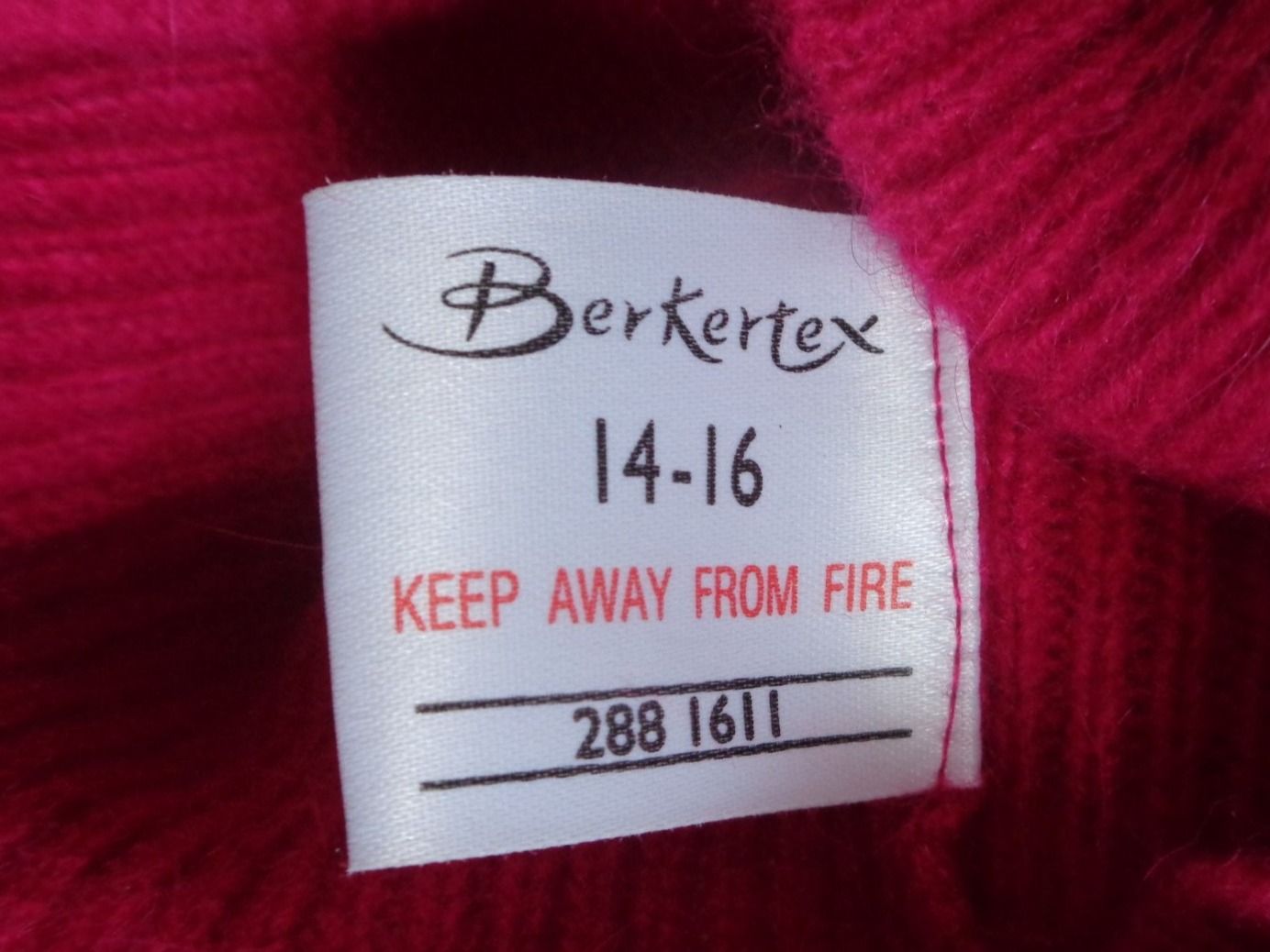 Pullover & Sweatshirts: Pullover Lammbswool/Angora, Gr.14-16, Hot Pink – Neu (gemäss Beschreibung) aus Tafers von kor_jf9w 7