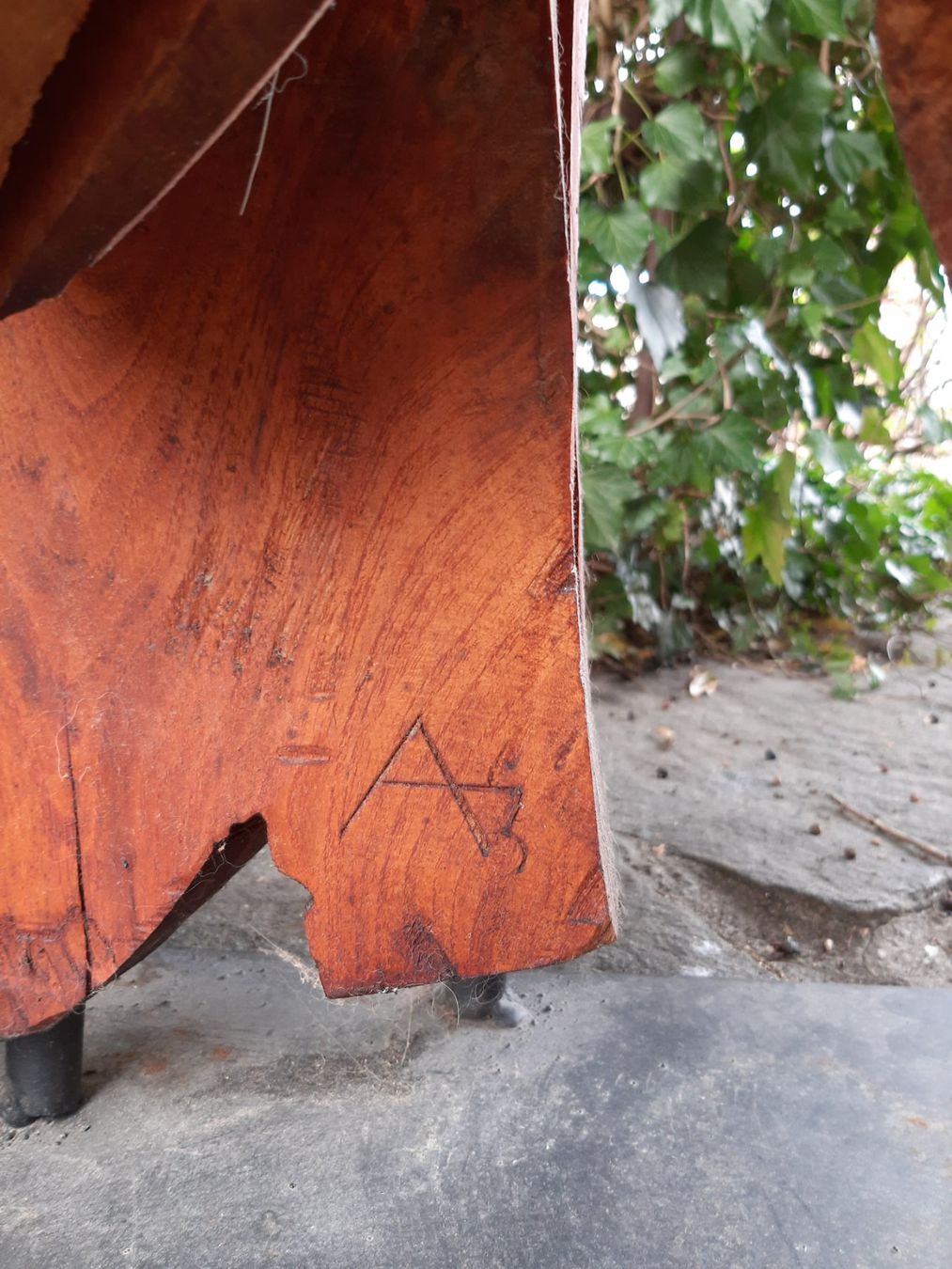 Sculture & Statue: Skulptur aus Holz mongrammiert – Usato da Arbon venduto da torso444 5