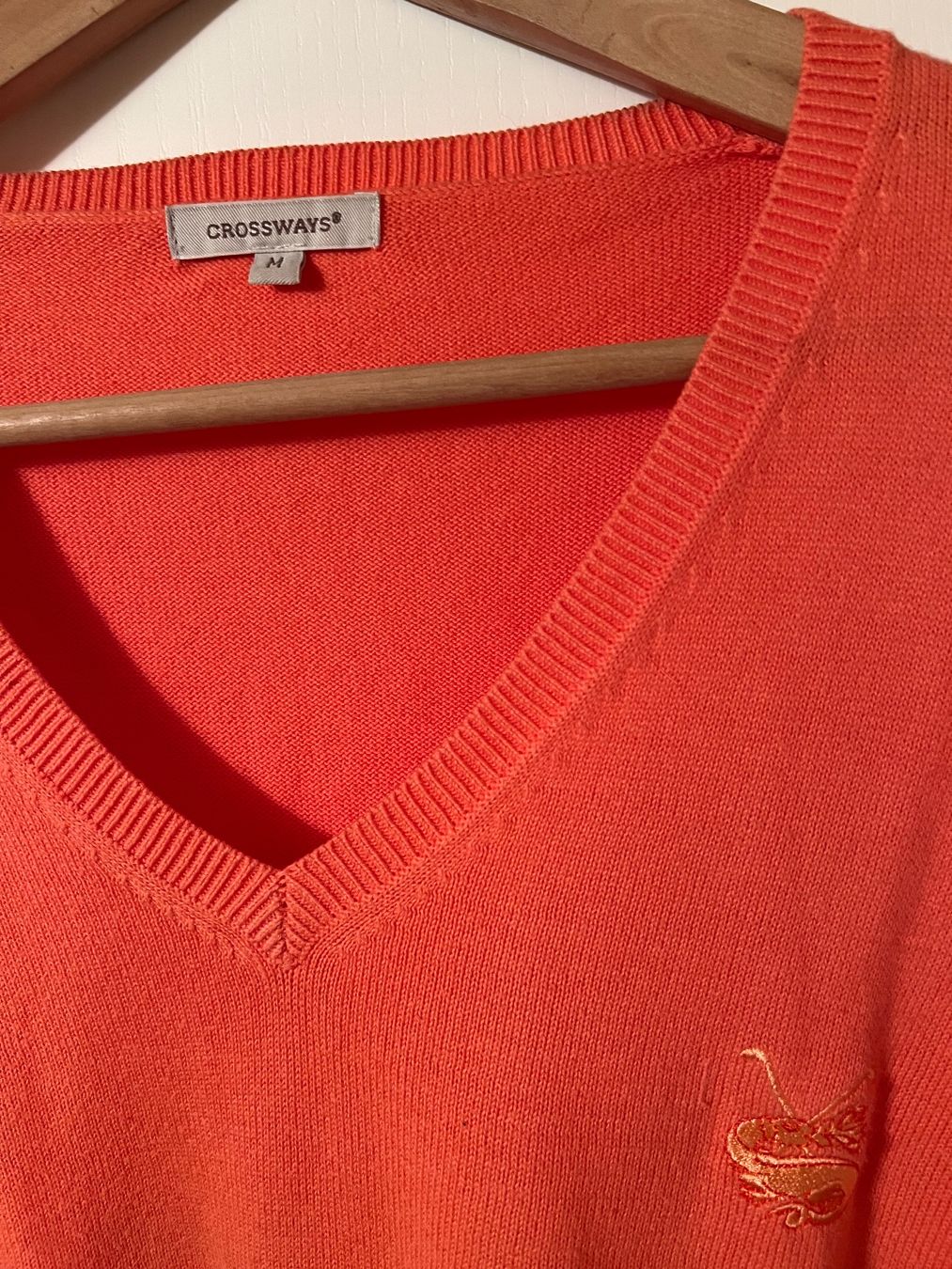 Maglioni & Felpe: Pullover Crossways orange V-Ausschnitt Grösse M, Baumwolle – Usato da Ruggell venduto da Malbuntiger01 1