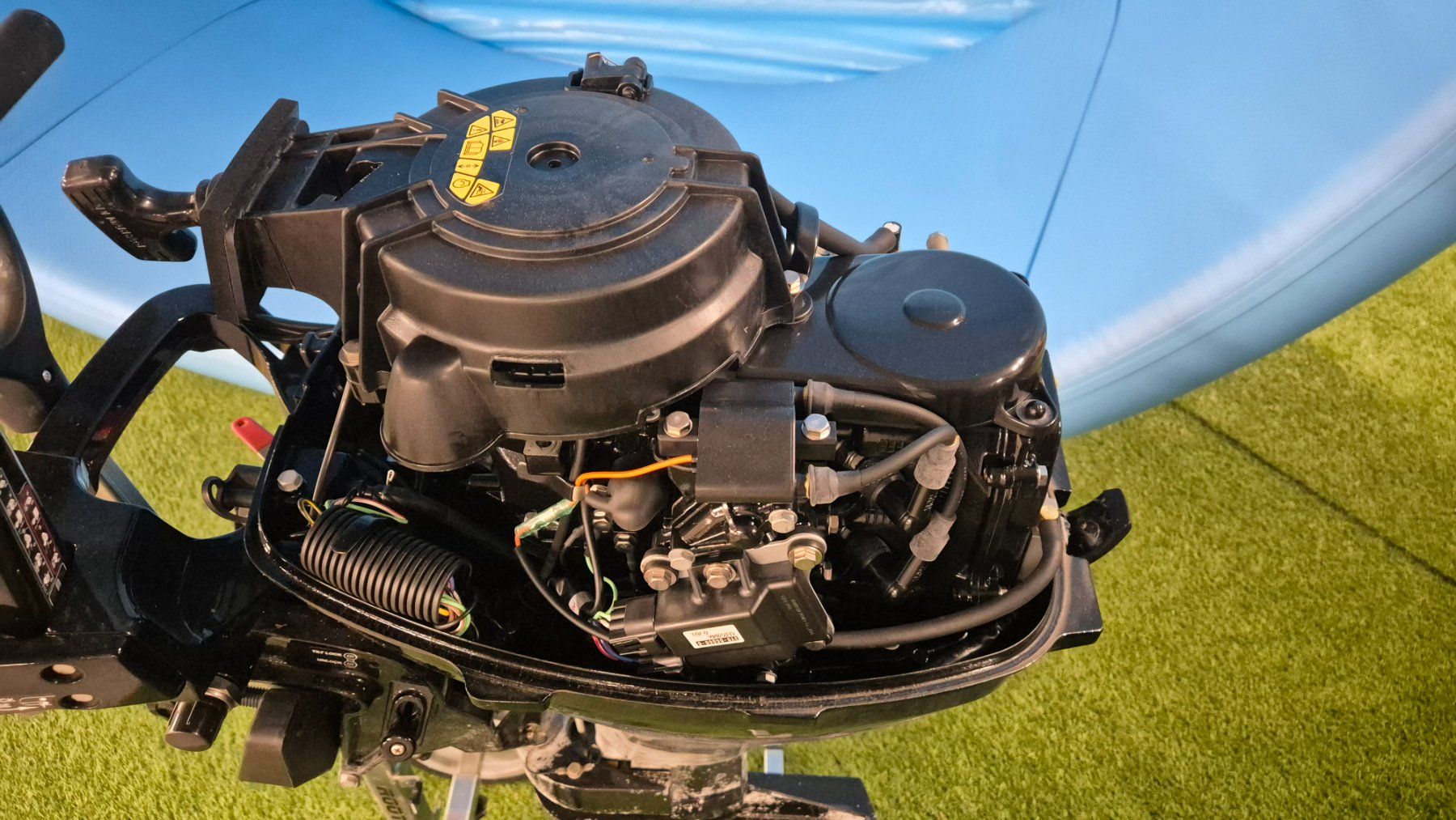 Mercury Motoren: 8PS Mercury Aussenbord Motor – Gebraucht aus Stetten AG von LavaPools 2