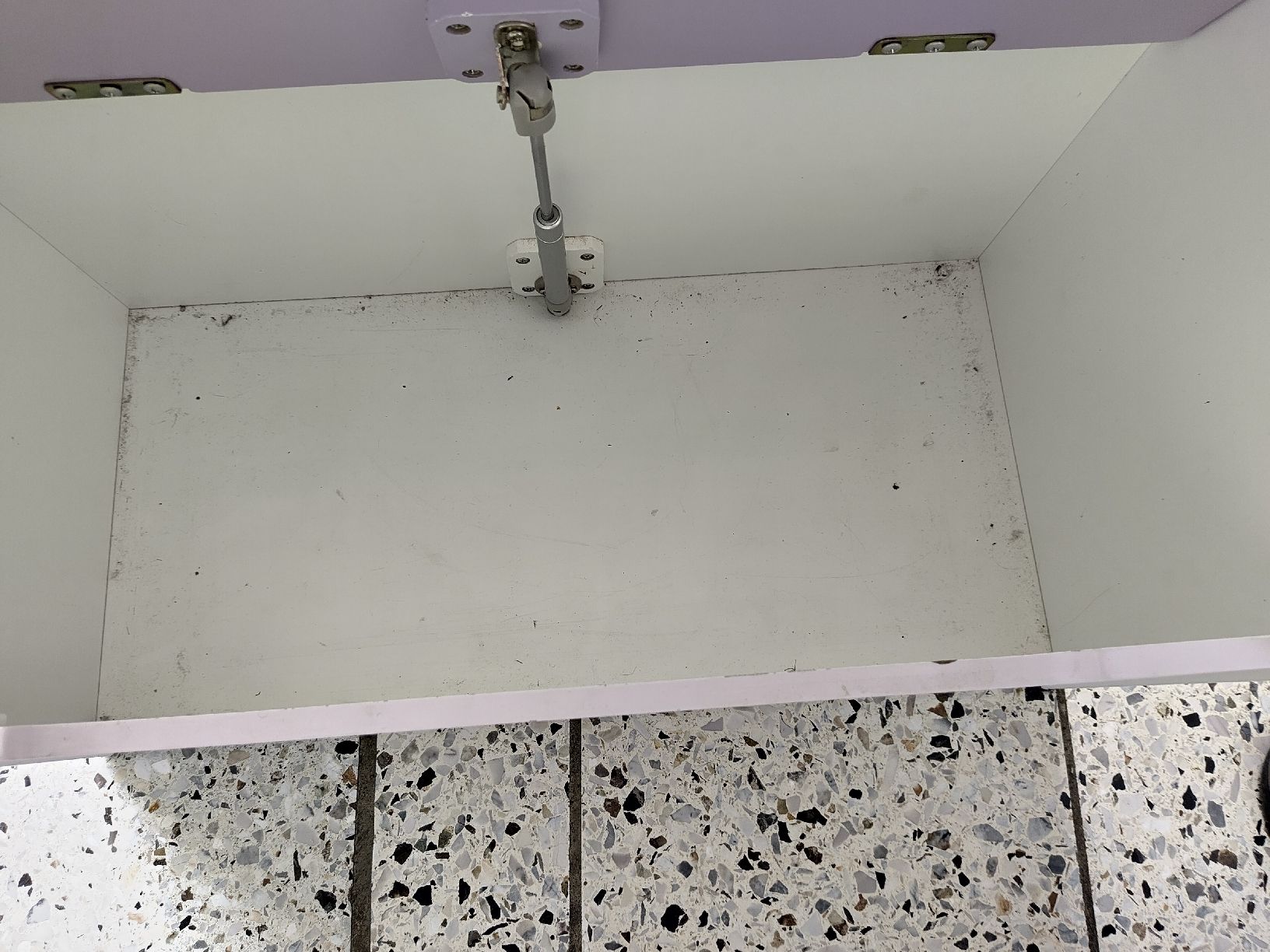 Guardaroba: Aufbewahrung Kinder, Garderobe  – Usato da Däniken SO venduto da Lu-Tze 3