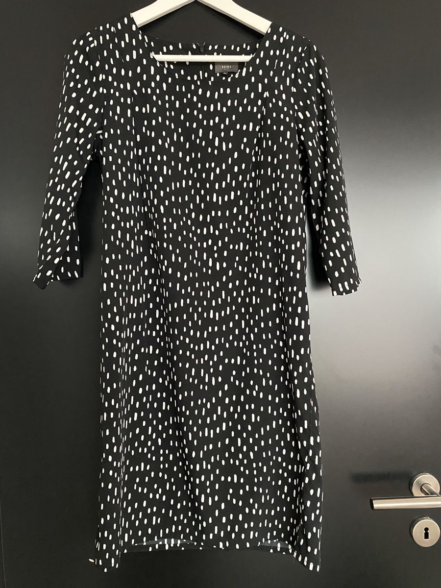 Kleider: Dünnes Kleid schwarz mit weiss Gr. 34 – Neu (gemäss Beschreibung) aus Meggen von 6003Luzern