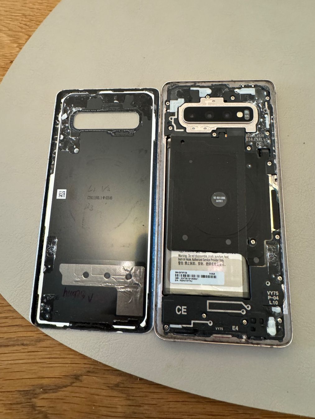 Samsung Telefoni cellulari / Smartphones: Samsung Galaxy S10+ – Difettoso da Adliswil venduto da Busys 2