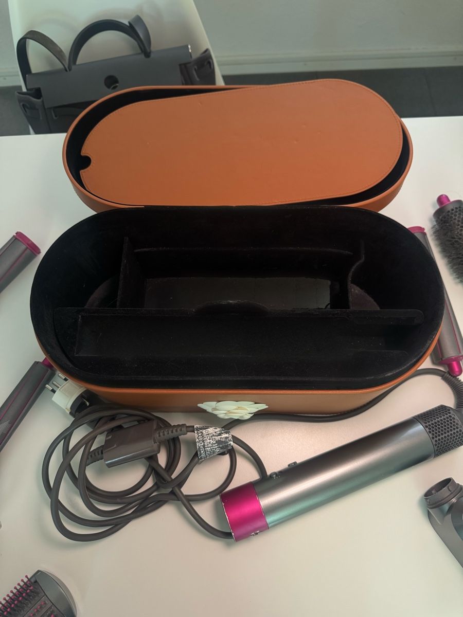 Dyson Föhn: Dyson Airwrap Complete Long used with case – Gebraucht aus Zürich von Anastasiya_g 1