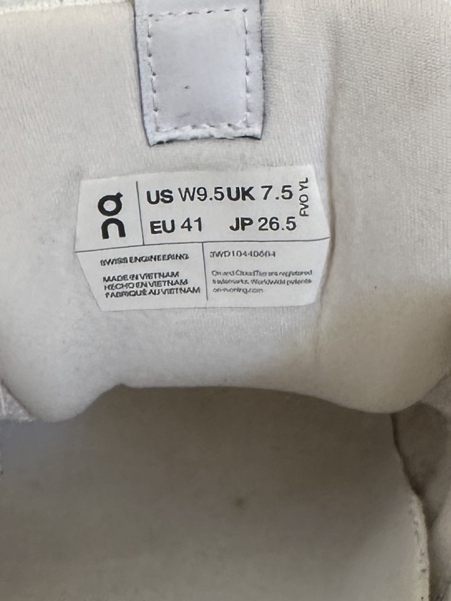 On Herrenschuhe: ON Schuhe G 41 – Gebraucht aus Maienfeld von tobeyl2020 3
