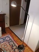 Moderne Stehlampe – höhenverstellbar – Metall – GY6.35