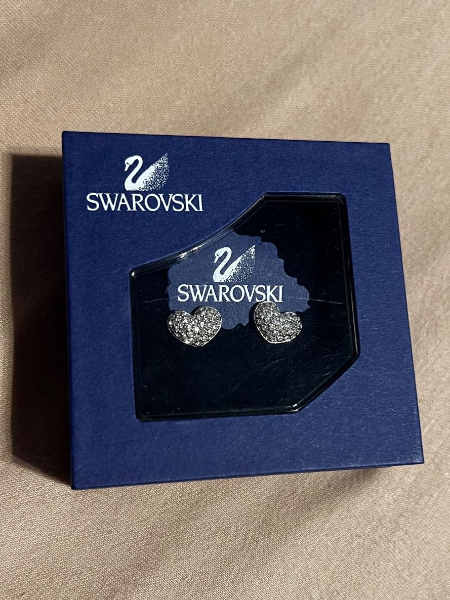 Swarovski Orecchini pendenti & Orecchini a lobo: Swarovski Herz-Ohrenstecker – Nuovo (secondo la descrizione) da Hölstein venduto da nursbeste 1