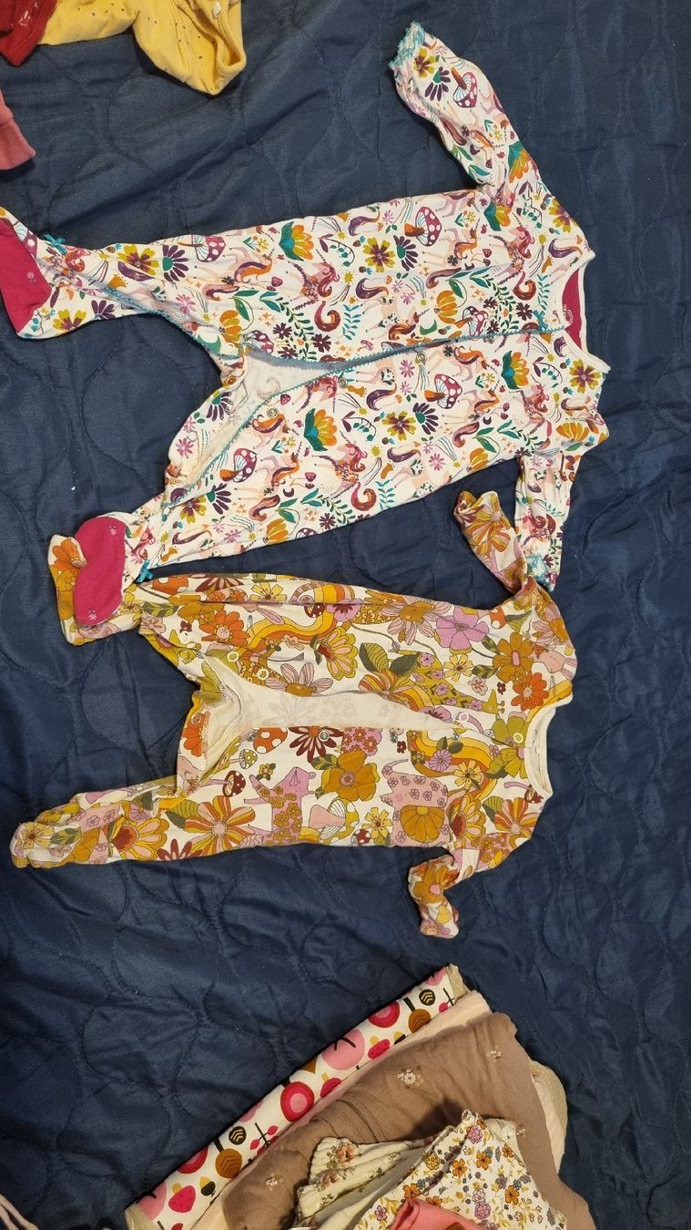 Kleiderpakete & -sets: Baby-Mädchen Winterkleider Gr. 56, 62, 68 – Gebraucht aus Seuzach von ita_zp5r 7