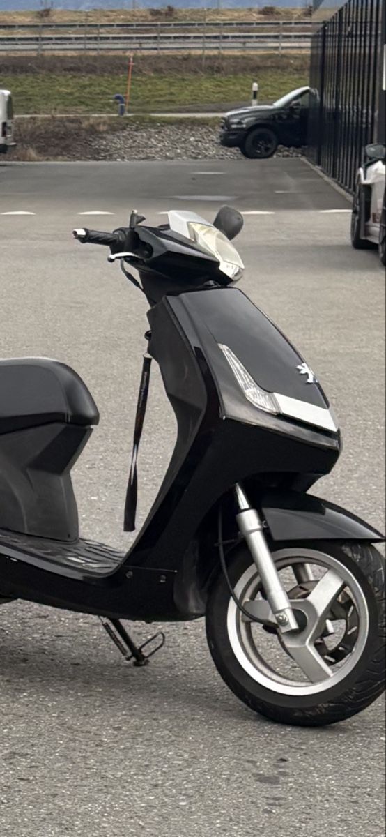 Autres: Peugeot Vivacity 125ccm – D'occasion à Widnau par ash_29hd 1