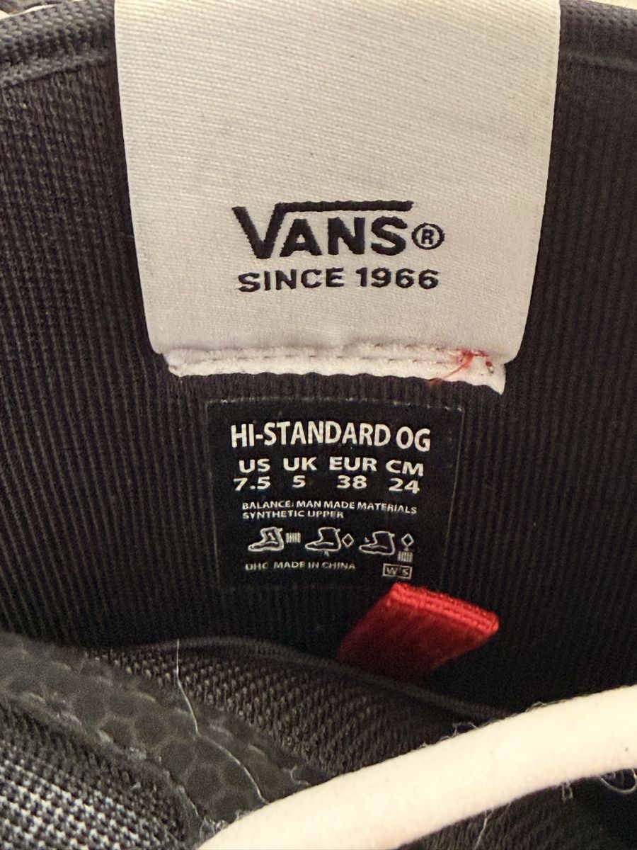 Vans Scarpe da uomo: Vans snowboard boots black – Nuovo (secondo la descrizione) da Bonstetten venduto da sandkastentreff 2