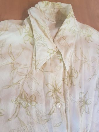 Chemise taille 38/40 manches courtes