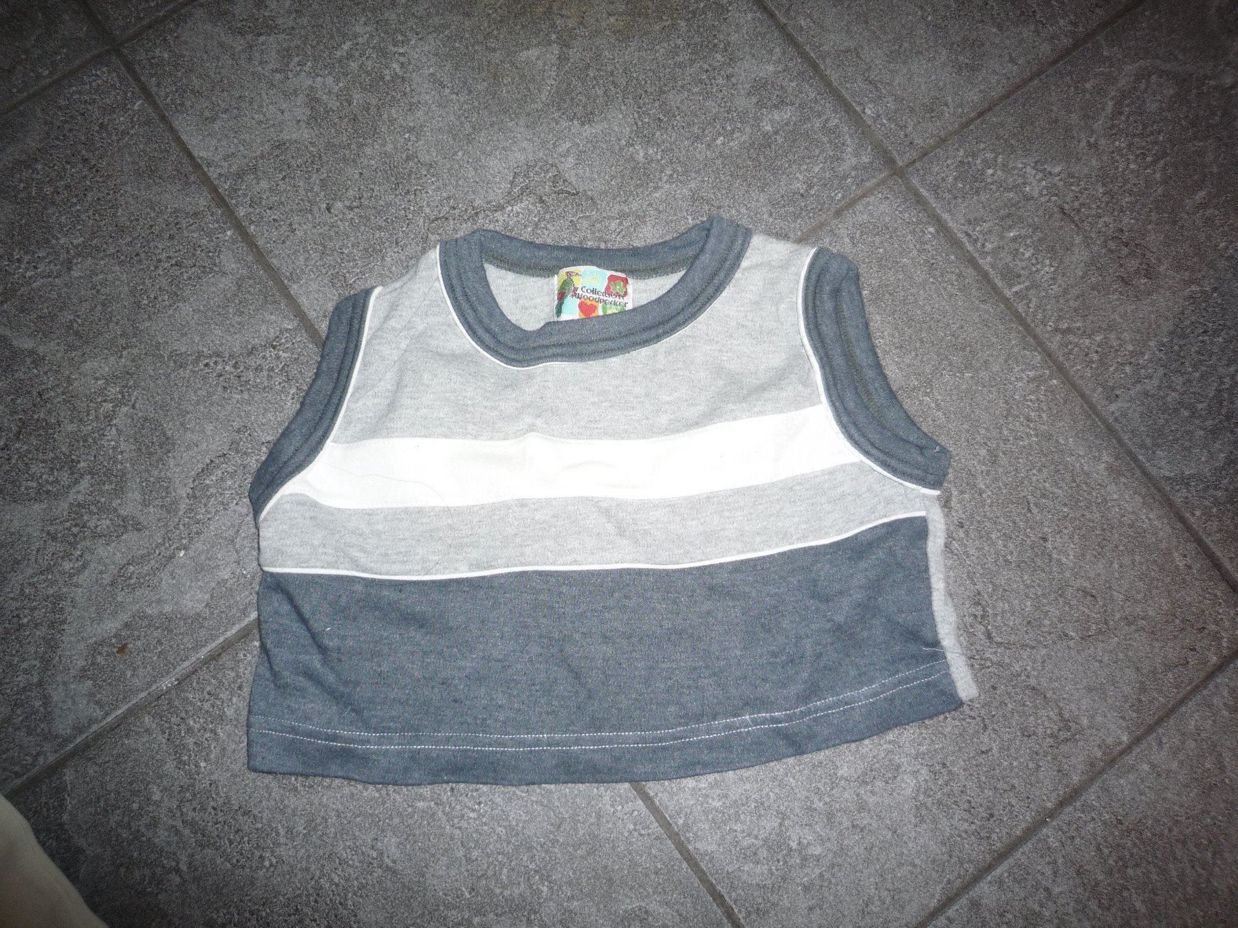 Camicette, T-shirt & Top: SPORT-KURZ-TOP GR.122/128 – Usato da Andwil SG venduto da schmei
