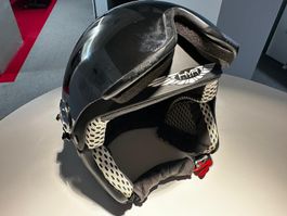 HMR H1  - schwarzer Skihelm mit Visier