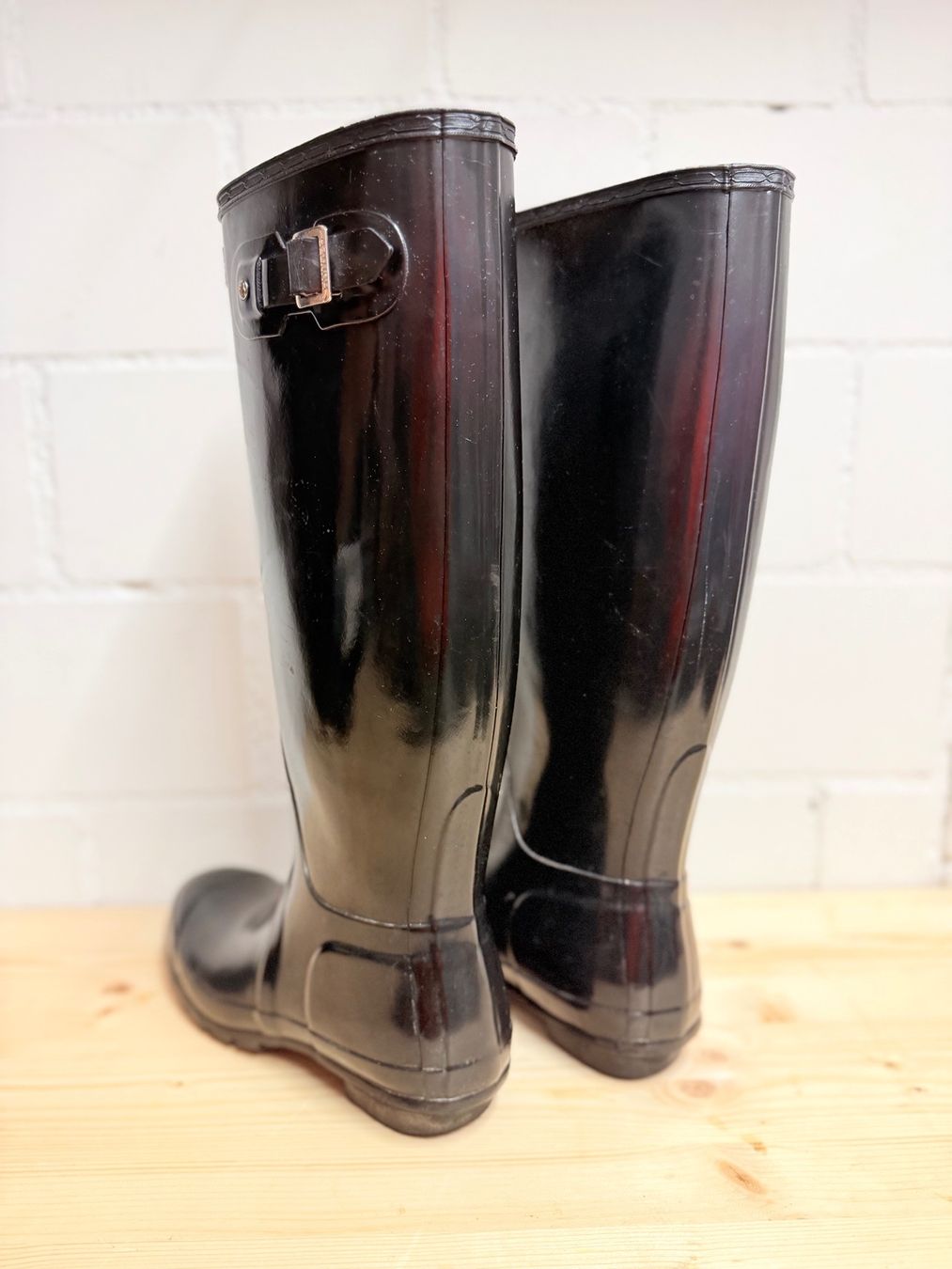 Hunter Scarpe da donna: Hunter Original Tall Gloss schwarz EU 39 / UK6 – Nuovo (secondo la descrizione) da Root venduto da Jo.Di 2