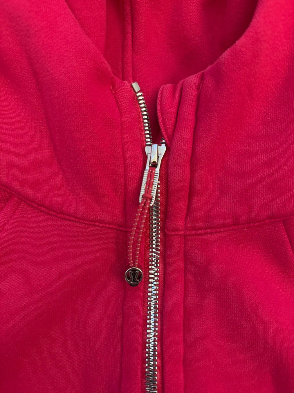 Lululemon Pullover & Sweatshirts: Lululemon Scuba Full-Zip Hoodie – Gebraucht aus Bubendorf von str_b80p 1
