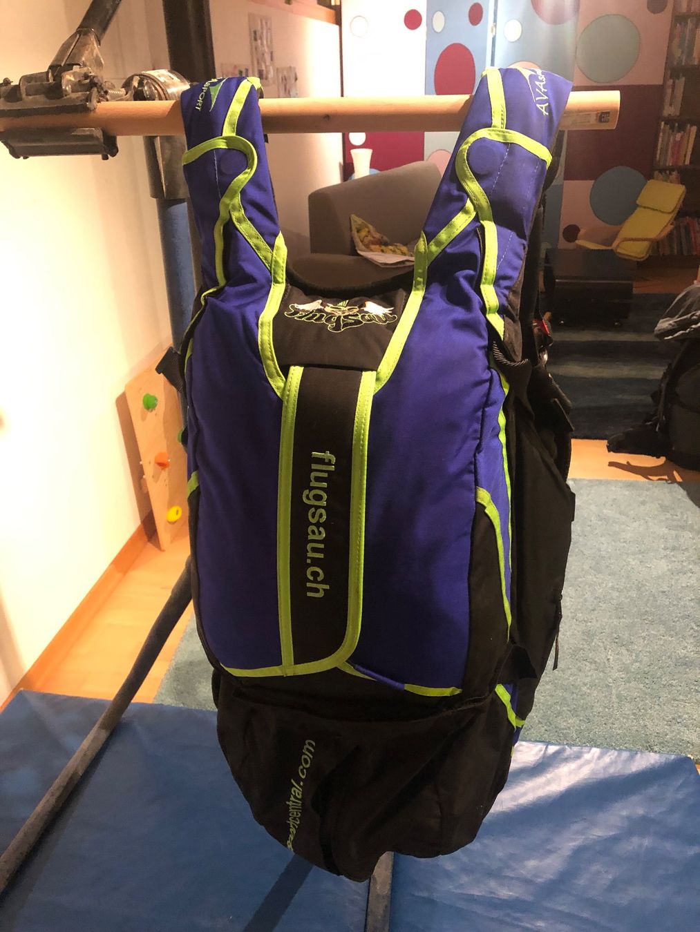 Sport dell'aria & Aquiloni: AVA Sport Acrobase G2 - Gurtzeug – Usato da Thun venduto da Flake1010