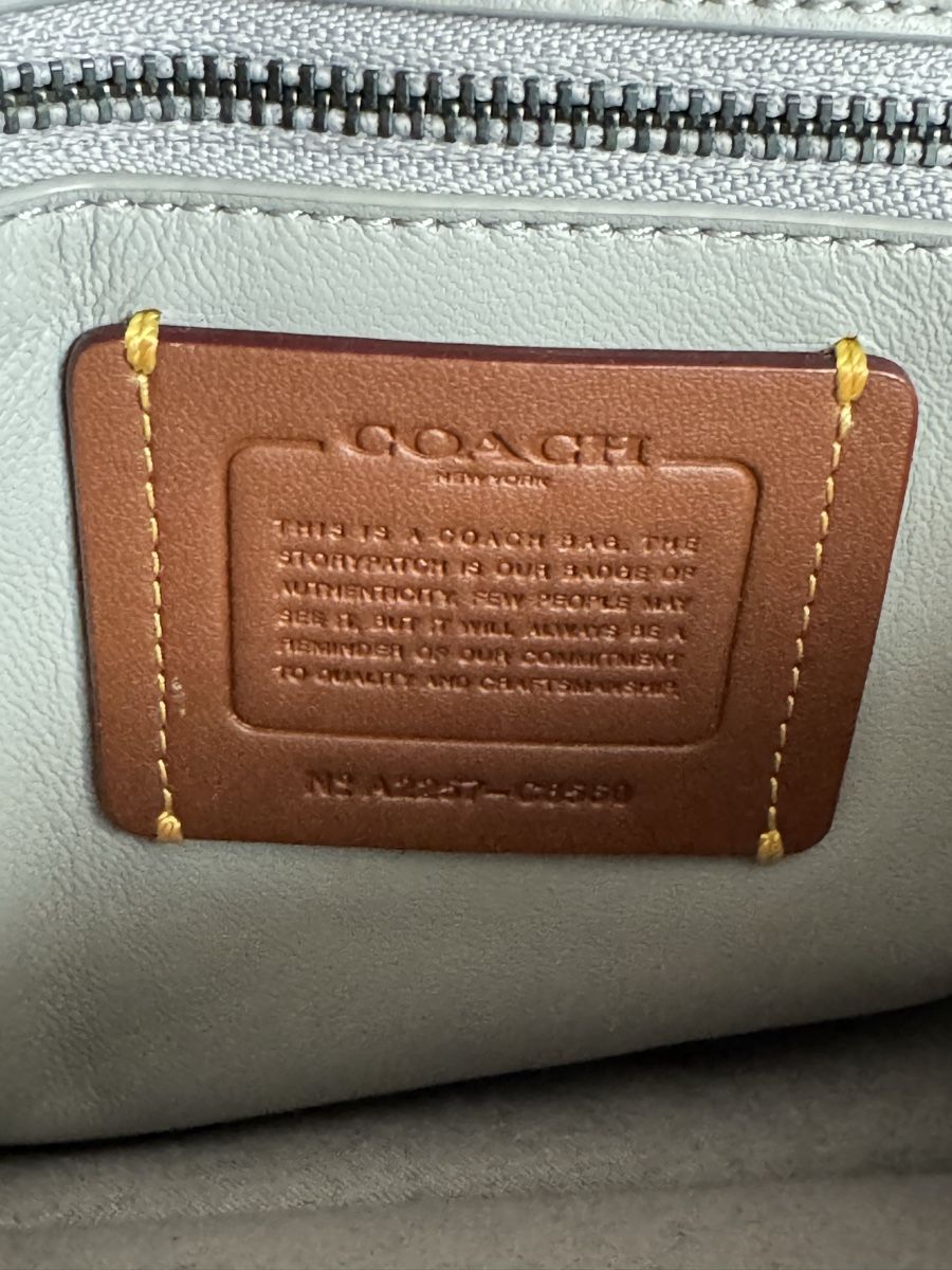 Coach Sacs femmes: Coach Tasche Leder grau – D'occasion à Galgenen par rpoto 6