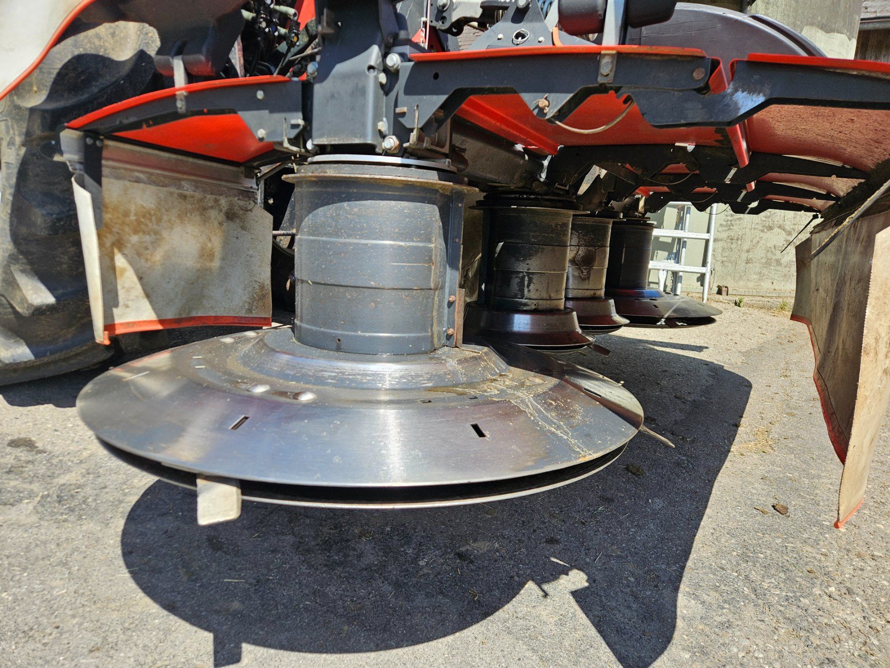 Alle Maschinen: Mähwerk Kuhn – Gebraucht aus bowil von Numabo 7