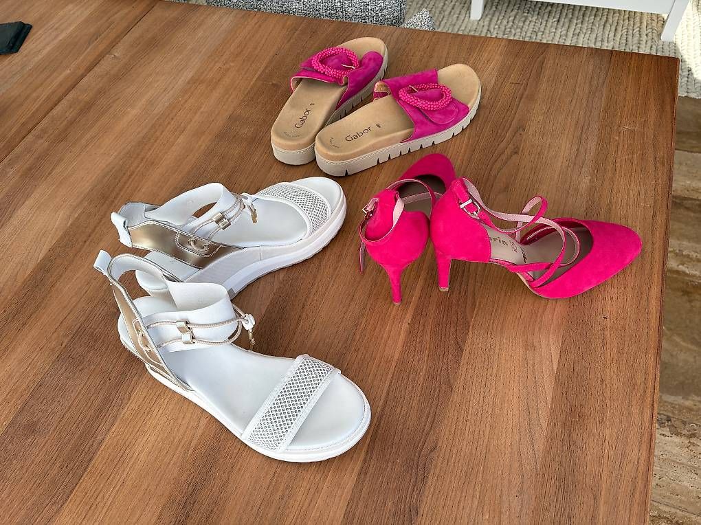Scarpe da donna: Neue ungebrauchte Schuhe – Usato da Oberwil venduto da Fanny2017