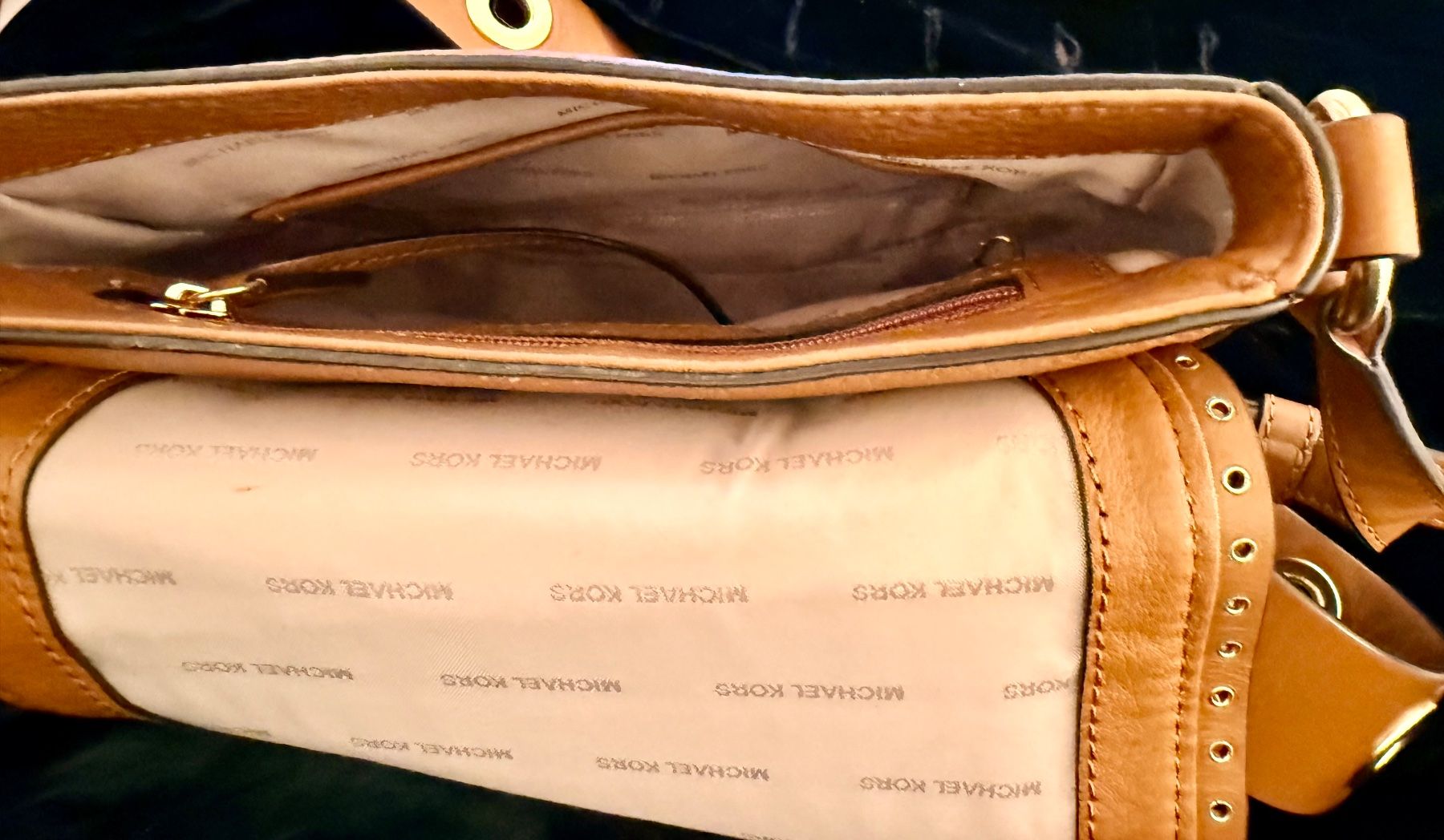 Michael Kors Borse da donna: Handtasche Michael Kors Boho Style – Usato da Basel venduto da grabersy 2