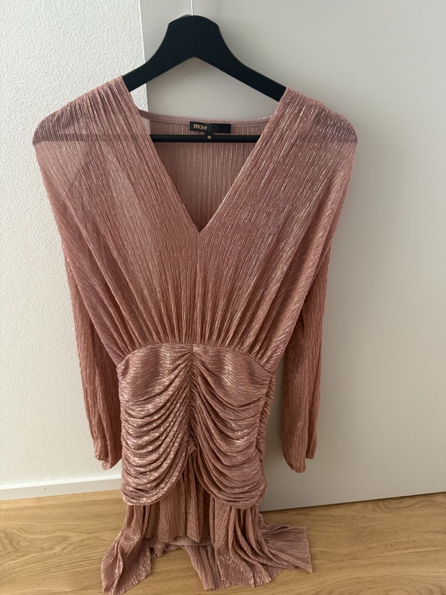 Maje Vestiti: Maje Fully lamé ruched dress – Nuovo (secondo la descrizione) da Zürich venduto da nikefaust