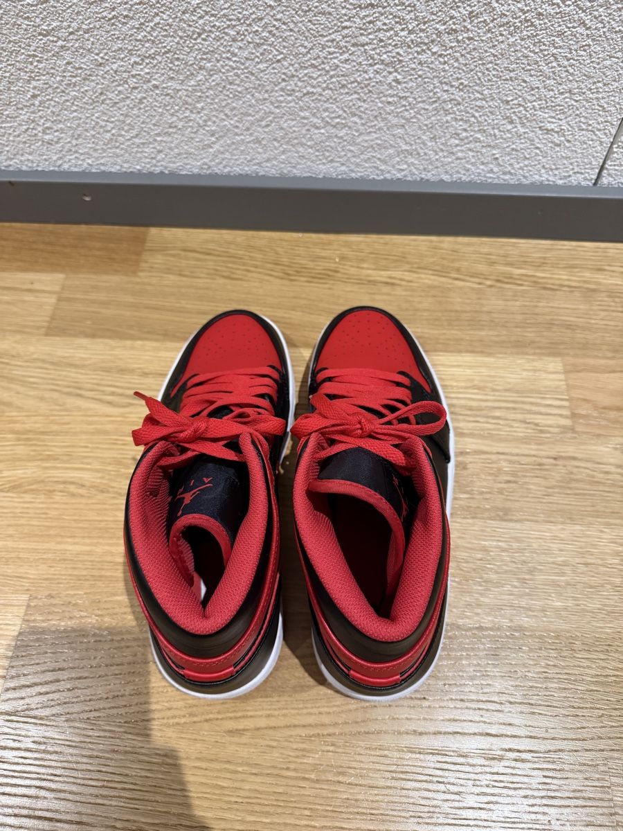 Jordan Scarpe da uomo: Air Jordan 1 Mid – Usato da Brunnen venduto da pel_vk7g 2