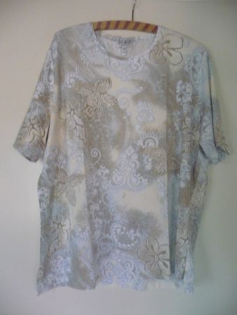DELMOD INTERNATIONAL Shirt Grösse 48 floral gemustert