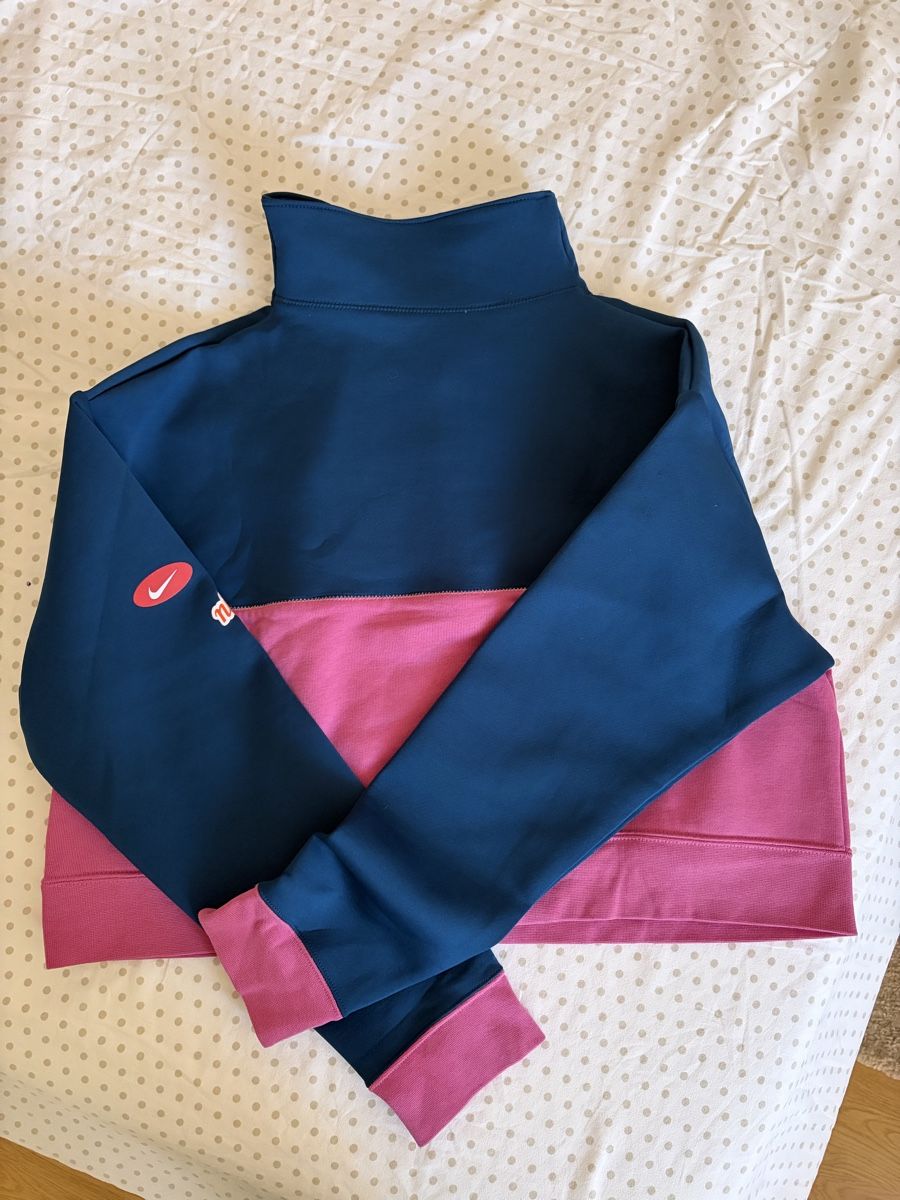 Nike Maglioni & Felpe: Nike Pro Pullover blau rosa Grösse S – Nuovo (secondo la descrizione) da Zürich venduto da supereme 1