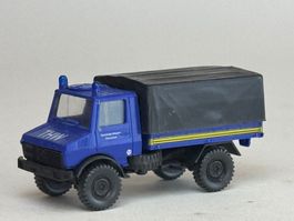 VE1- Roco Mercedes Unimog THW Pritsche