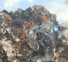 Mineralien Hämatit mit Monazit Binntal