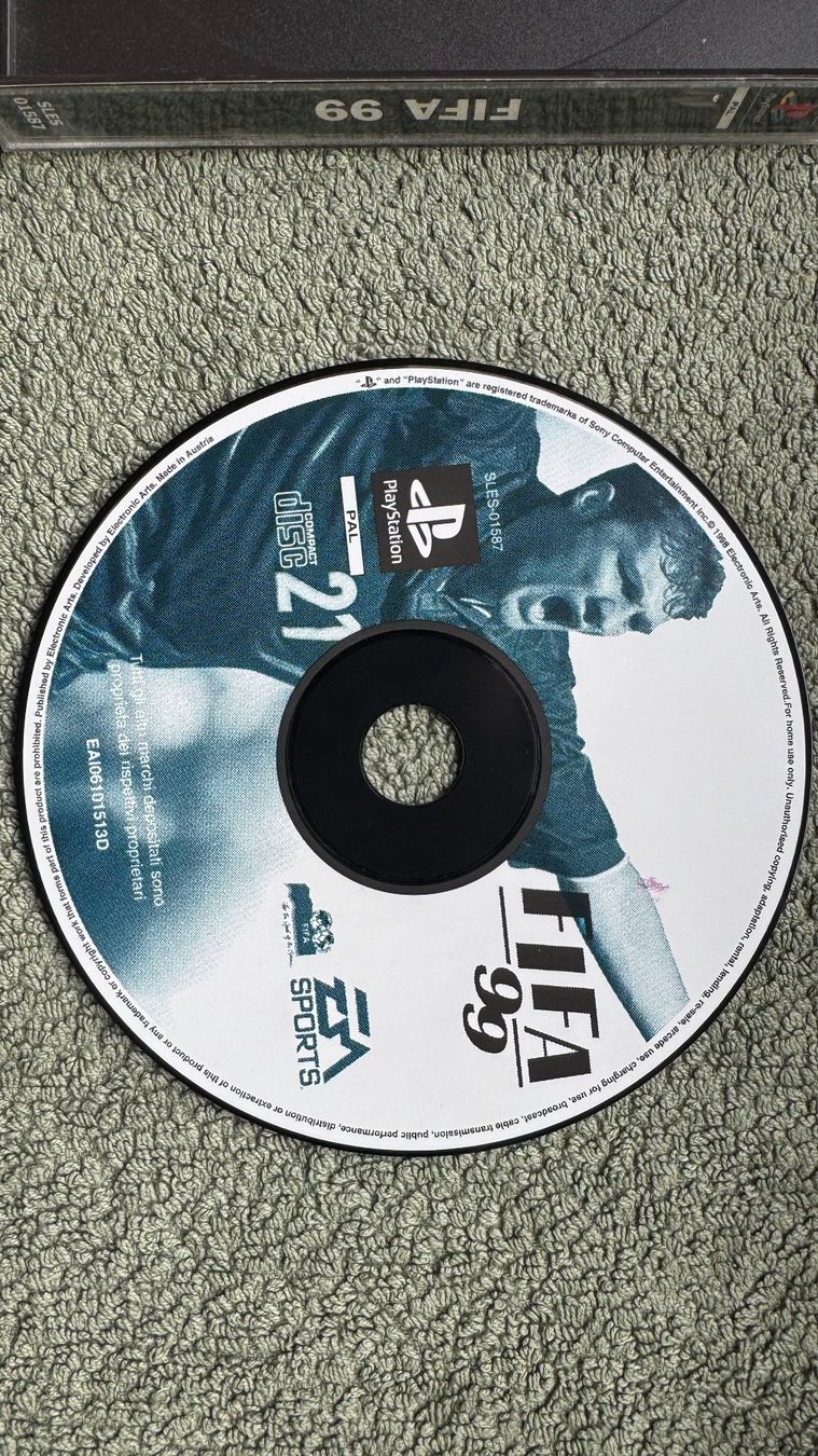 Sony Giochi: PlayStation 1 FIFA 1999 – Usato da Monte Carasso venduto da Ely67 4