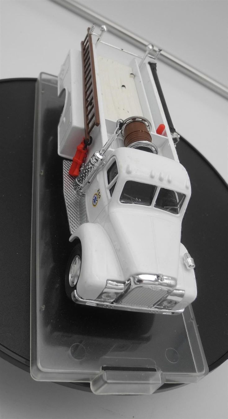 Vitesse Modellini d'auto: Vitesse 430.3 Mack Fire Pump, Nr. f40 – Nuovo e nell'imballaggio originale da Kottwil venduto da Crazyrolf 2