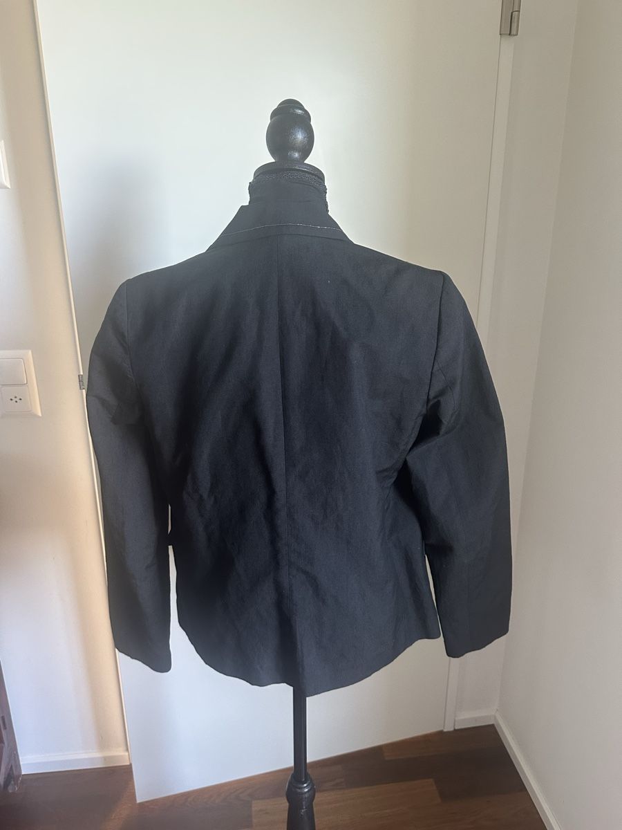 Giacche: Brunello Cucinelli Blazer - Wool & Linen, Size 44 IT – Nuovo (secondo la descrizione) da Langnau am Albis venduto da bar_ml6k 1