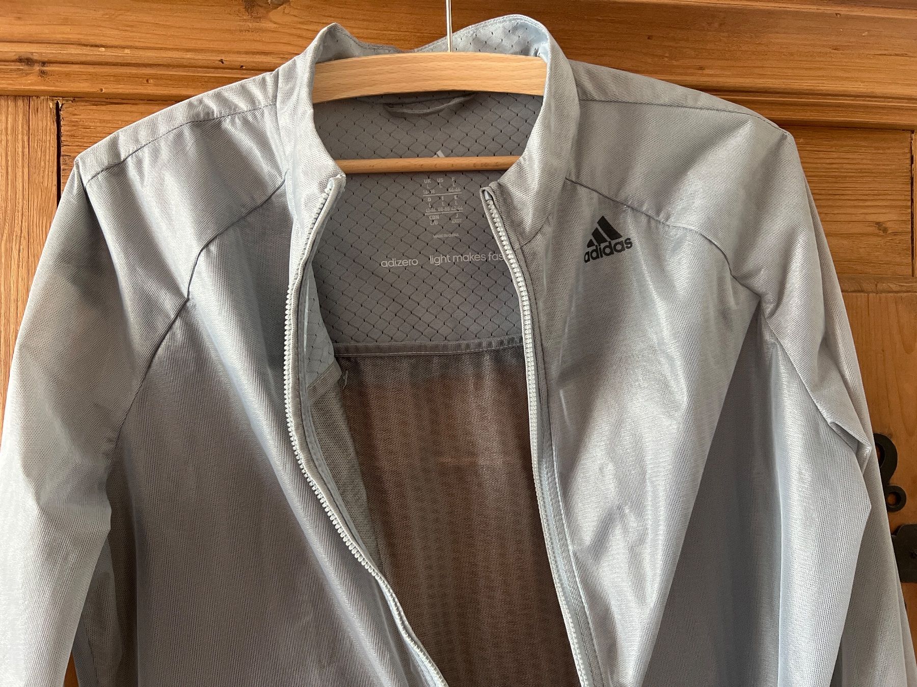 Adidas Jacken: Runningjacke / Windjacke Adidas Herren L – Gebraucht aus Winterthur von britsi 8