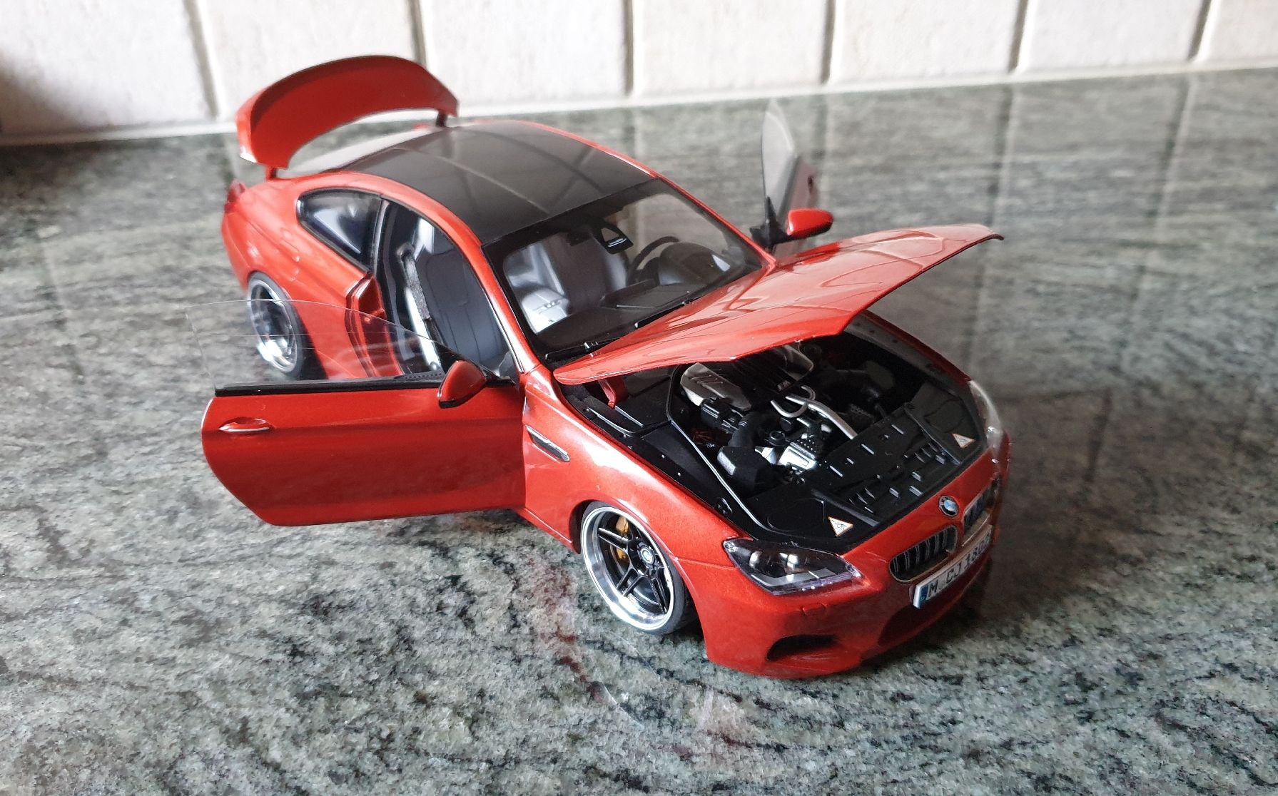 BMW Modellautos: BMW M6 COUPE / PARAGON 1:18 TUNING – Neu (gemäss Beschreibung) aus Wengi b. Büren von Ot1000 2