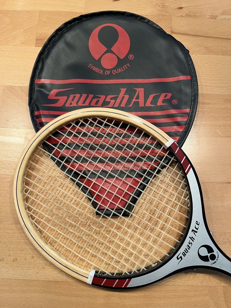 Racchette: Nostalgischer Squashschläger mit Hülle – Usato da Aarau venduto da Gipfelstuermer 6