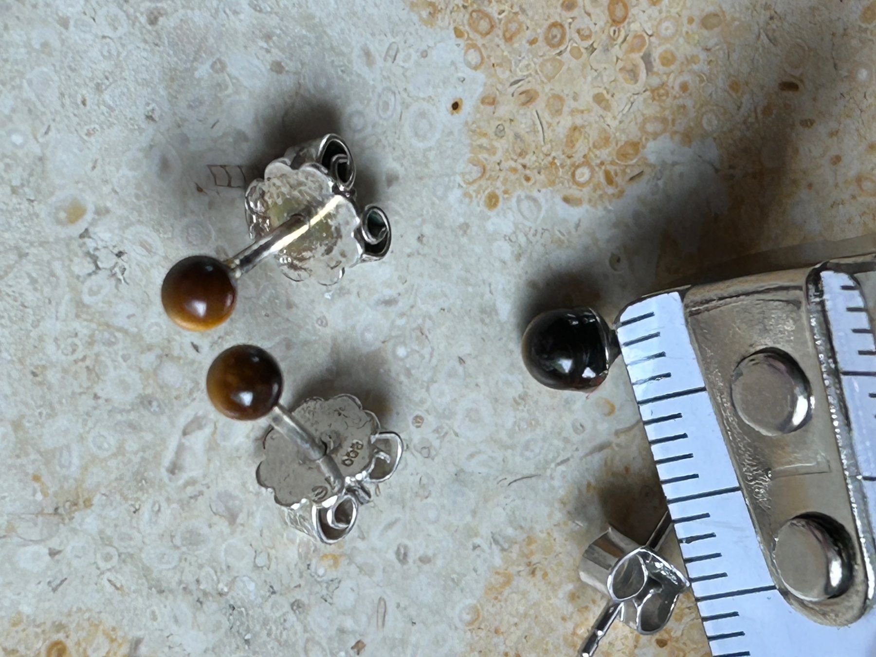 Orecchini pendenti & Orecchini a lobo: Silberohrenstecker TIGERAUGEN knopf – Usato da Dittingen venduto da Bellevista 3