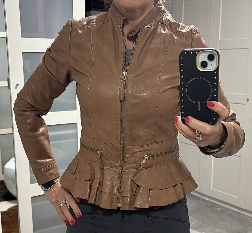 Jacken: Giacca corta in vera pelle – Gebraucht aus Soazza von afa_r6cx 4