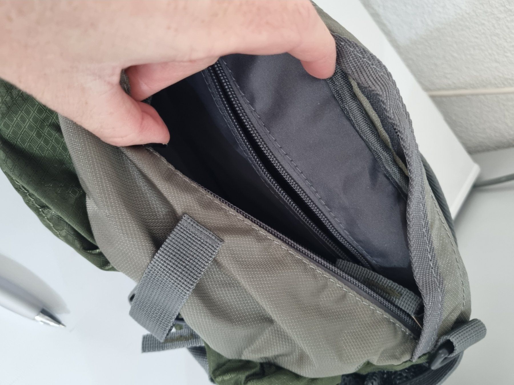 Taschen: Hundeleckerli- / Trainingstasche gross – Neu (gemäss Beschreibung) aus Balgach von priska2885 4