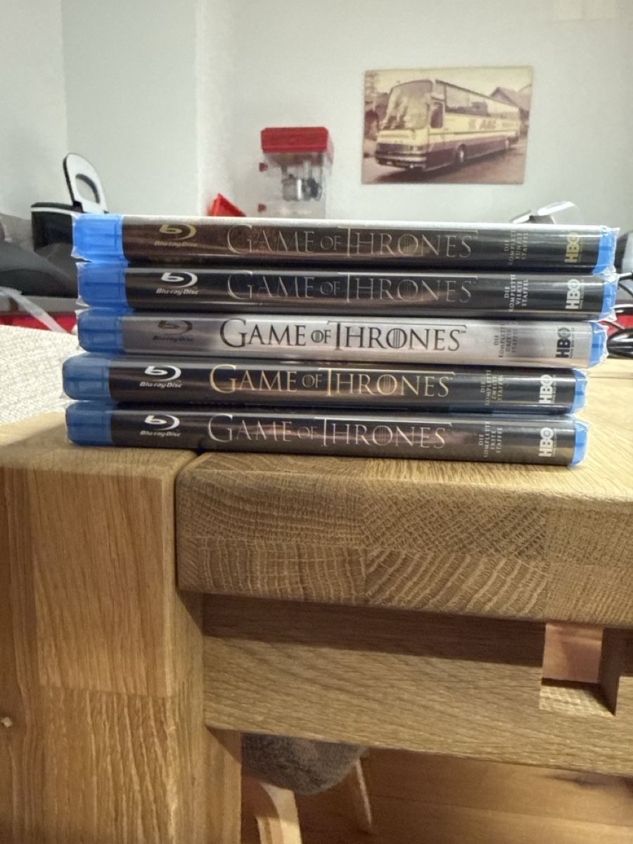 Alle DVDs: Game of Thrones Staffel 1-5 – Neu und originalverpackt aus Tübach von luc_zpp5