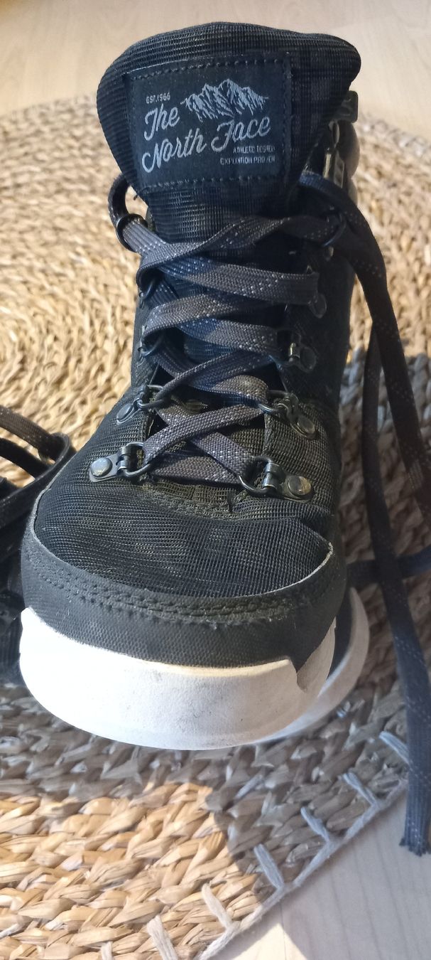 North Face Scarpe da uomo: The North Face Schuhe Gr. 40,5 – Usato da Rebstein venduto da bestforyou 1