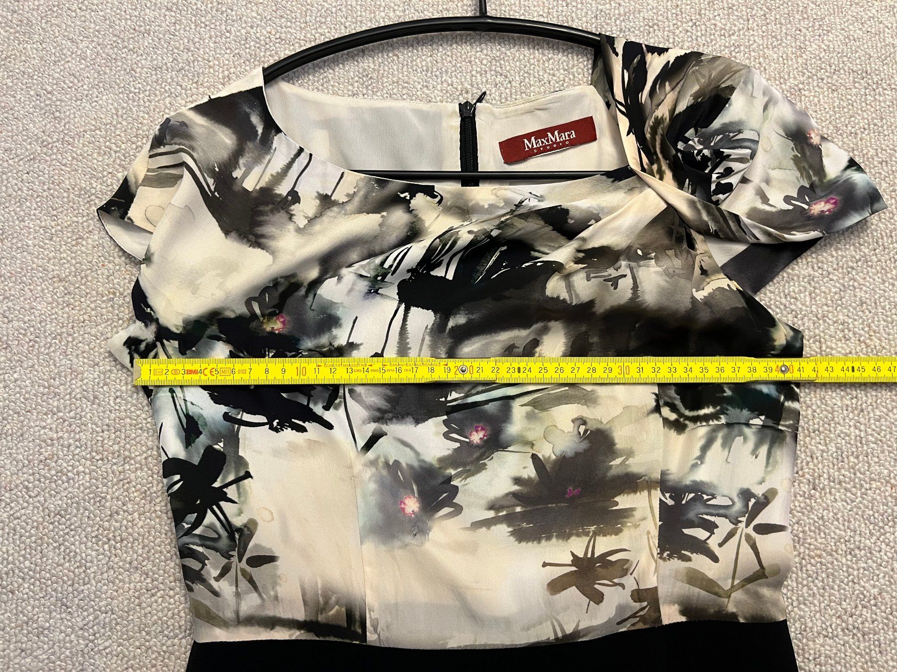Max Mara Vestiti: Kleid Max Mara Etuikleid Gr. 34 – Usato da Affoltern am Albis venduto da Blackrhythm 8