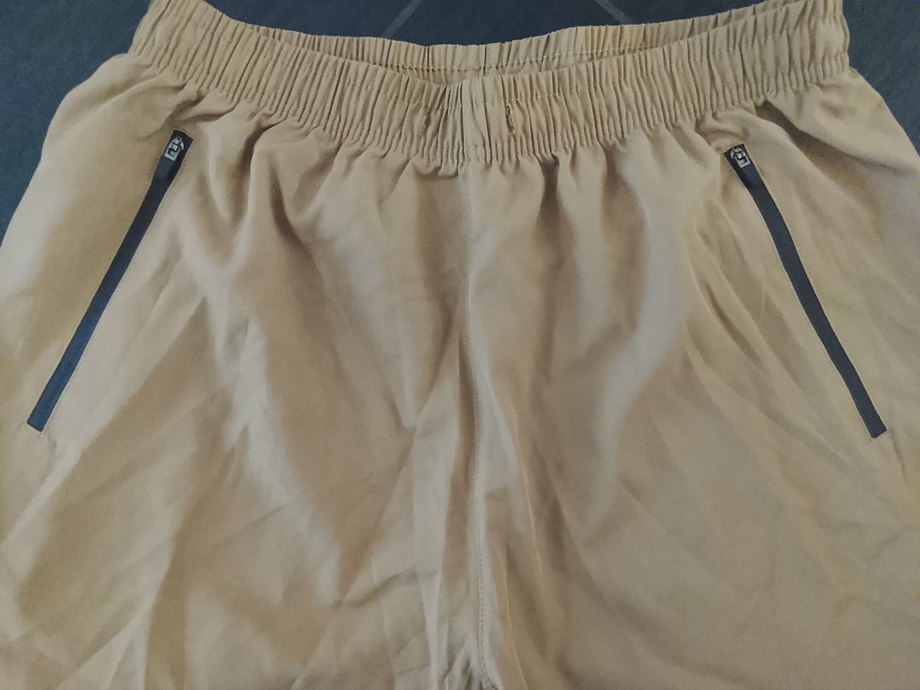Pantaloni: Joli Short beige/brun neuf, taille S – Nuovo (secondo la descrizione) da Chavornay venduto da didou2009 1