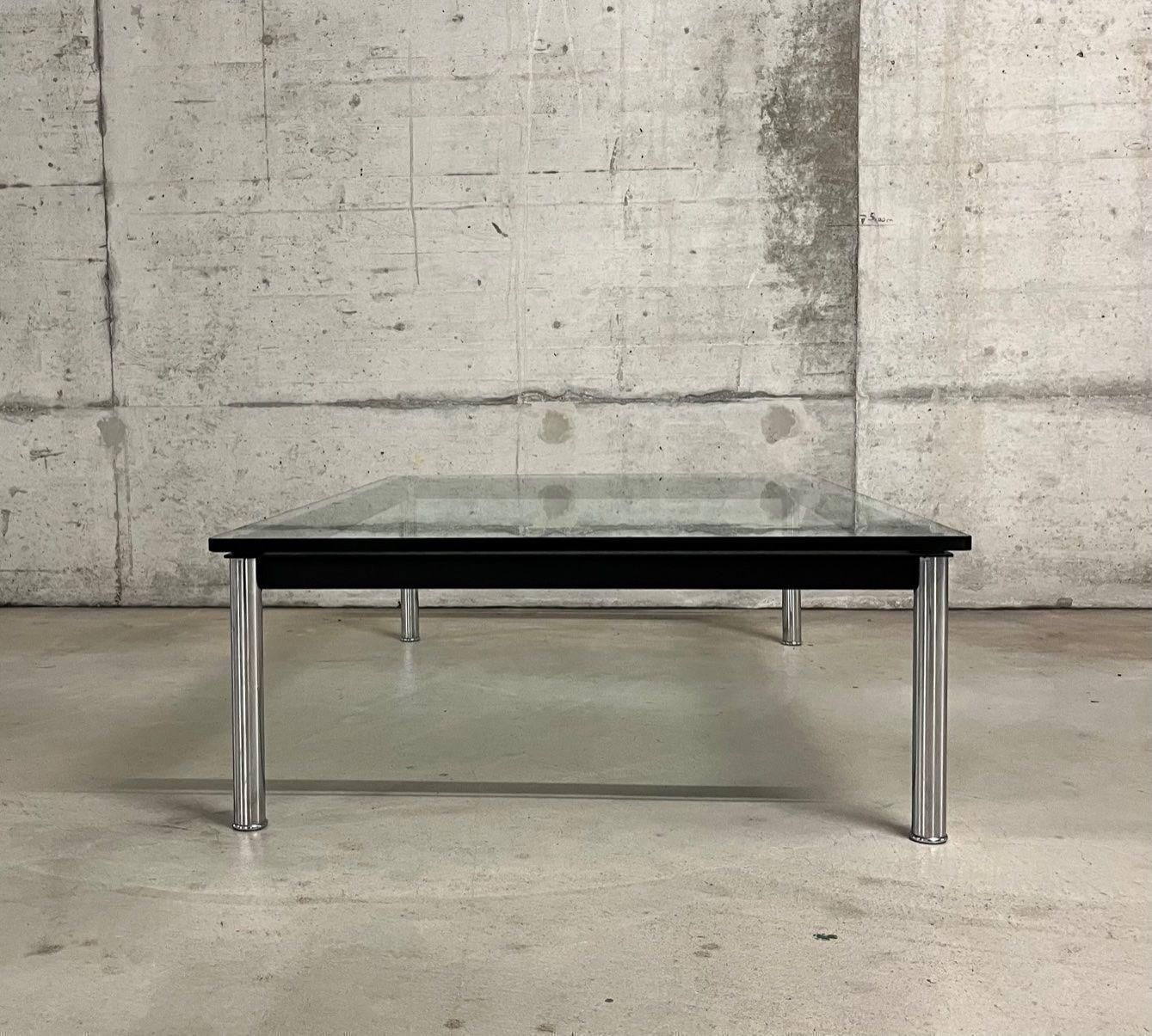 Cassina Tische: couchtisch lc10-p . le corbusier . cassina – Gebraucht aus Basel von Rmo4000 1