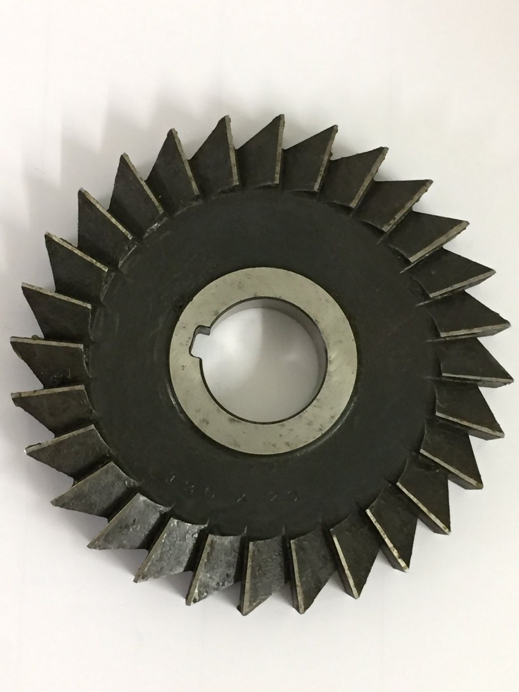 Alle Werkzeuge: NUT-SCHEIBENFRÄSER Dm 131x20,2 mm – Neu (gemäss Beschreibung) aus schaffhausen von gka_96cv