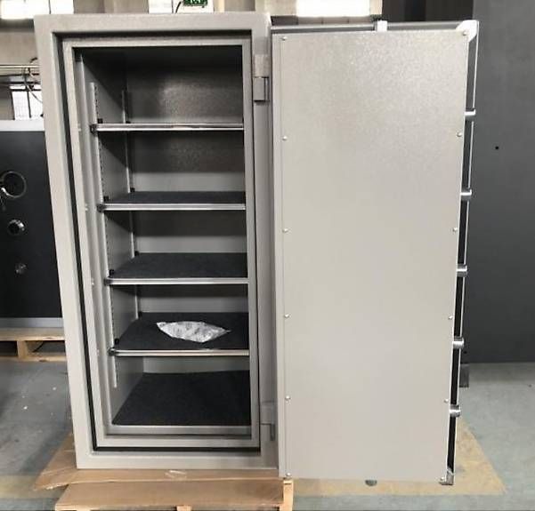 Casseforti: Tresor, Safe, Panzerschrank EN 1143-1 Grade 3 – Nuovo e nell'imballaggio originale da Oberrüti venduto da RST-AG.CH 1